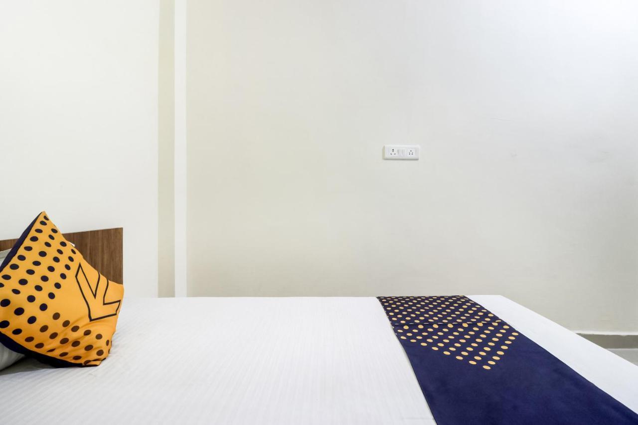 Oyo 40073 Yash Homestay Samarda Kaliasot Bagian luar foto