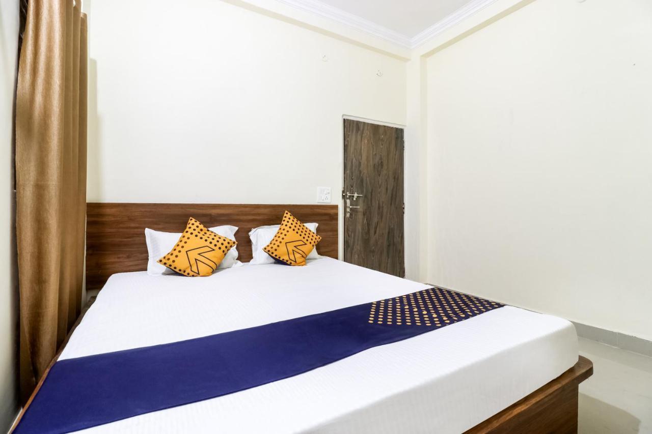 Oyo 40073 Yash Homestay Samarda Kaliasot Bagian luar foto