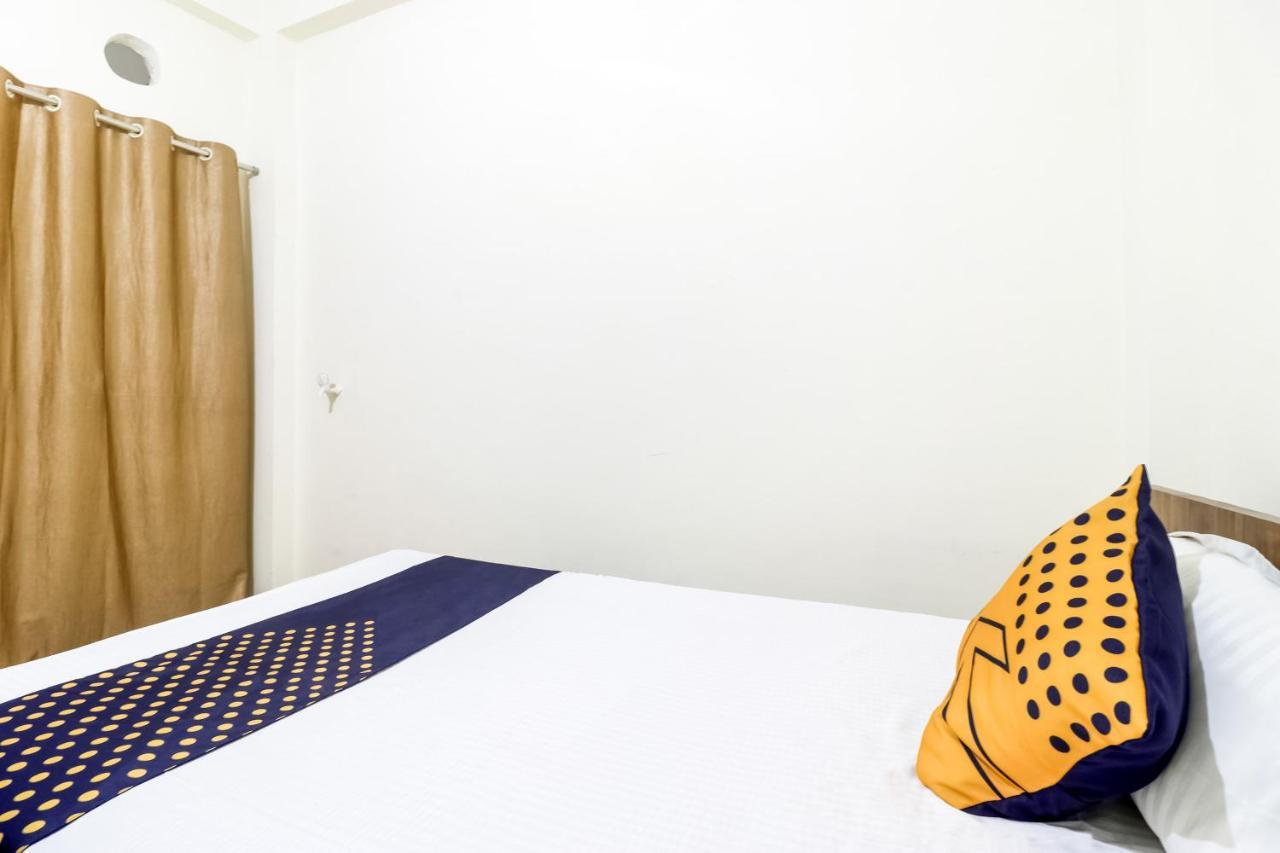 Oyo 40073 Yash Homestay Samarda Kaliasot Bagian luar foto