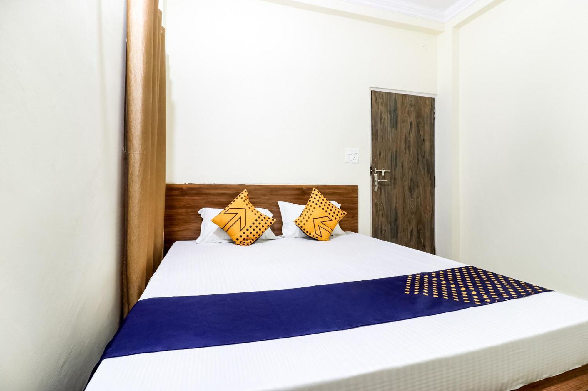 Oyo 40073 Yash Homestay Samarda Kaliasot Bagian luar foto